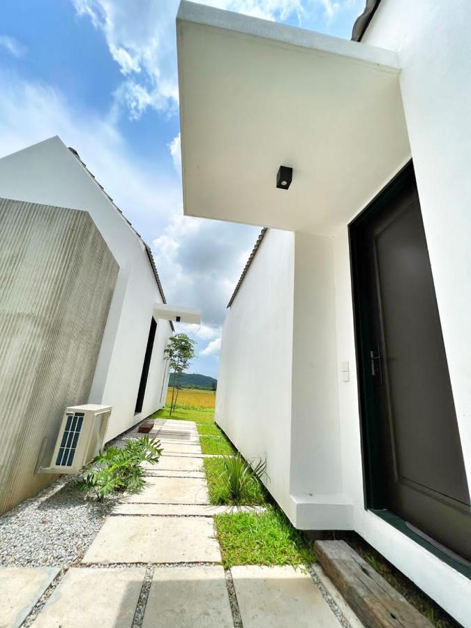Ezu Isle Langkawi Pool Villa Pantai Cenang  Exterior foto
