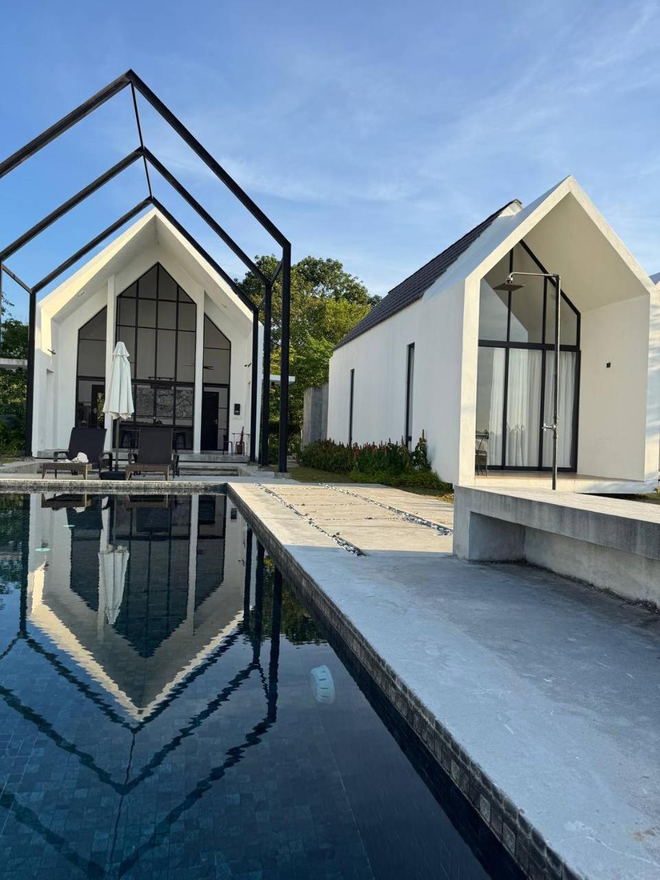 Ezu Isle Langkawi Pool Villa Pantai Cenang  Exterior foto